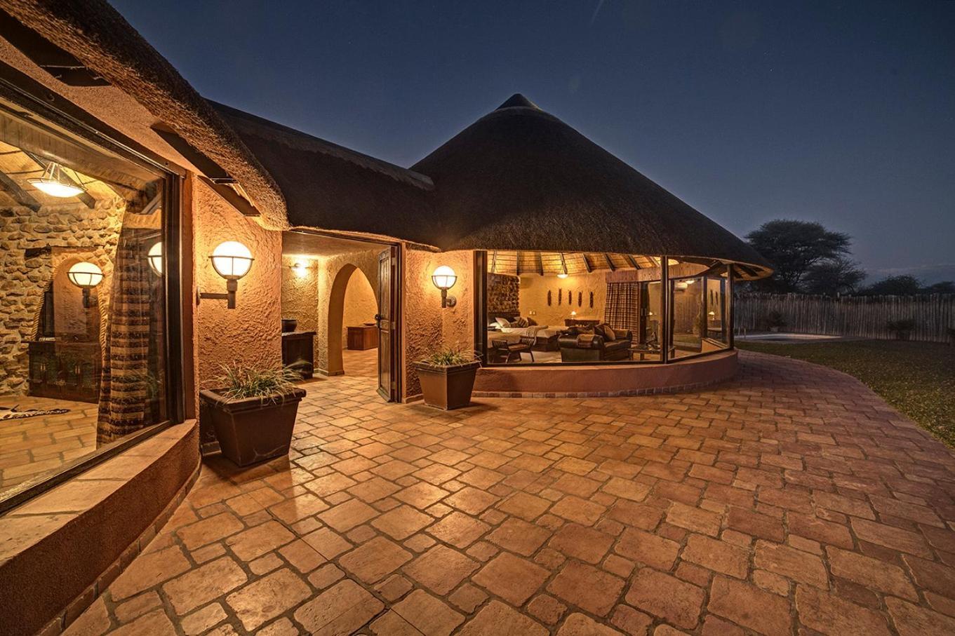 Mount Etjo Safari Lodge Kalkfeld Εξωτερικό φωτογραφία